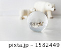 1582449