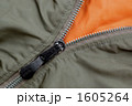 1605264