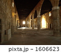 世界遺産「ロードス島の中世都市」の「考古学博物館の内部」（ギリシャ）