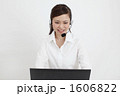 笑顔のオペレーター