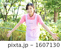 1607130