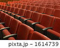 会場