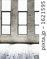 1621595