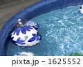 1625552