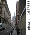 1627663