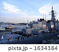 1634384