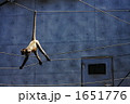 1651776