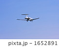 1652891