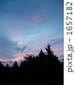 1657182