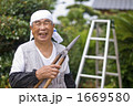 1669580