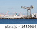 港のクレーン