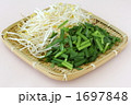 モヤシとニラ