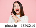 笑顔の女性