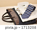 1713208