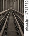 この先へ