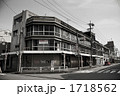 朽ちた商店街