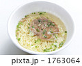 ３分で出来上がりカップラーメン