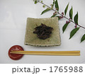 イナゴの甘露煮