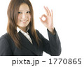 OKサインの女性社員 OKサインの女性社員
