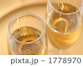 2つのシャンパン