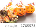 ハロウィンの飾りとキャンティー