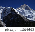 チュクンピークよりマカルー(8463m)とアイランドピーク(6189m)を望む【ネパール】