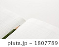 方眼ノートと鉛筆