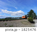 1825476