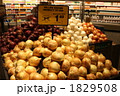 1829508