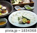 ふぐの薄造り（d090926-045）