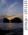 円月島の夕日２