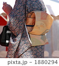 1880294