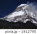 タシンオンマ付近よりのキャシャール(6770m)