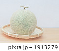 1913279