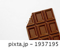 1937195