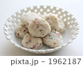 なべの具のすみれイカ団子