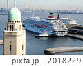 飛鳥とにっぽん丸同時入港