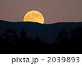 満月の出