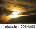 2064092