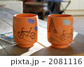 湯飲みの絵付け