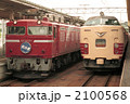 2100568
