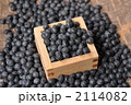 2114082