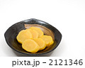 皿の上のたくあん