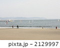休日の砂浜