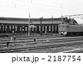 ED75とSL用機関庫　転車台、昭和４３年８月　仙台駅にて