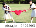 ハートを奪い合う二人の若い女の子