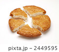 割れたせんべい