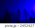 2452427