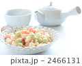 和菓子のあられとお茶