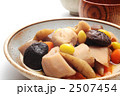 筑前煮のある食卓